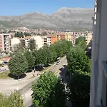 Lejlighed Avisi *